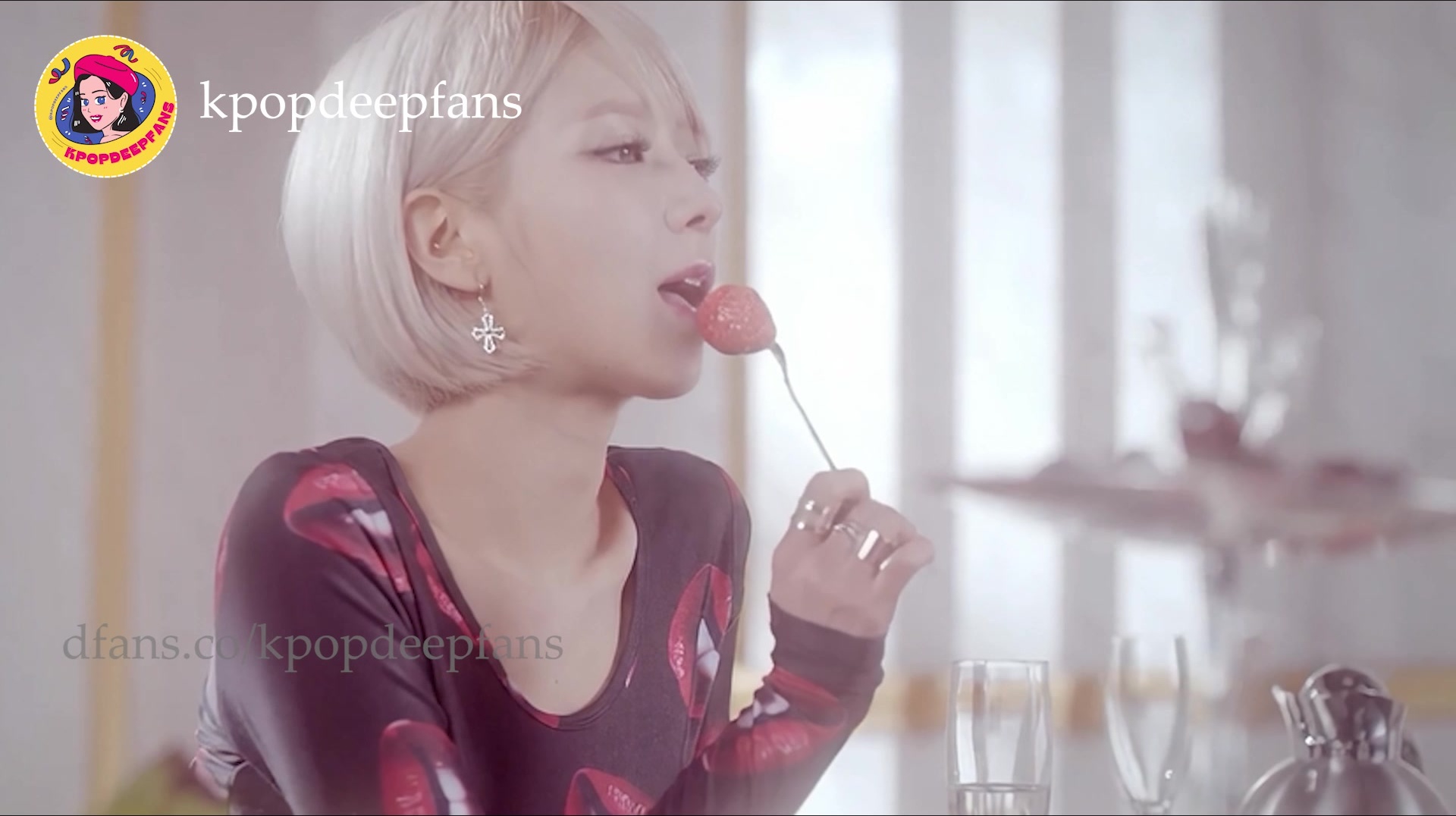 AOA 짧은 치마 ‘Miniskirt’ AI PMV