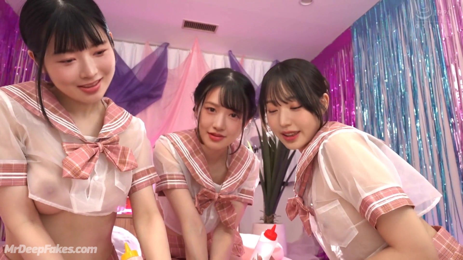 アイヴ ディープフェイク エロ IVE girls working out money after a concert, real fake